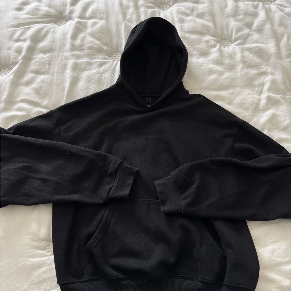 Skims Classic Hoodie - Picture 3 of 4
